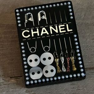 Amazing CHANEL sewing kit brooch